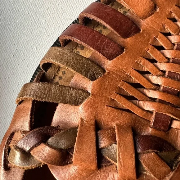VINTAGE Brazil Made Leather Collection Huaraches Slip Ons Womens 8 - Picture 8 of 8